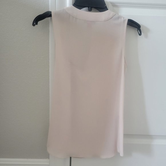 Vince Camuto Embroidered Blouse XXS NWT - Picture 7 of 7